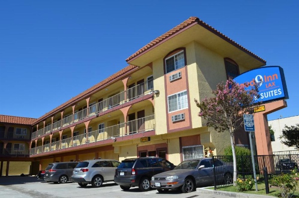 Cloud 9 Inn LAX image 30